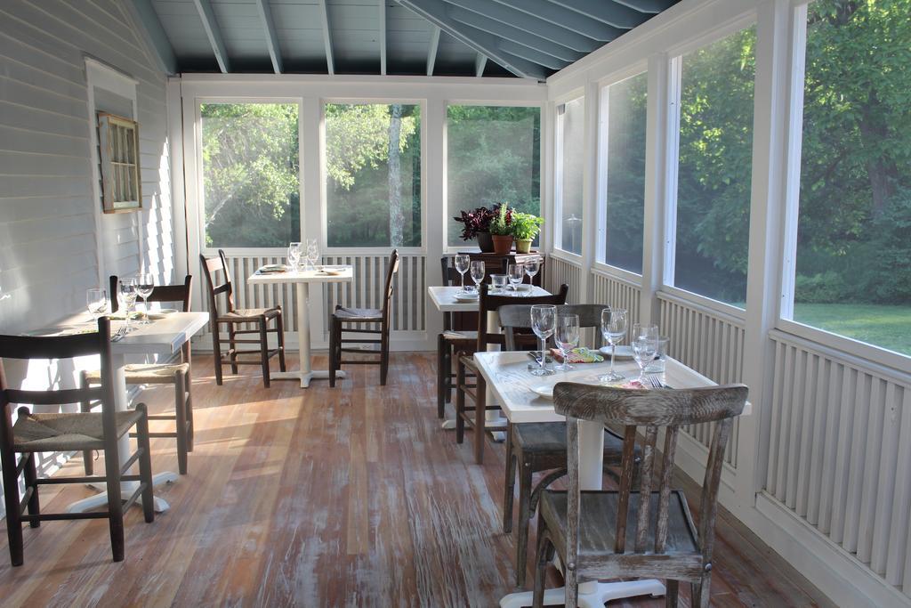 King Hill Inn & Kitchen Нью-Лондон Екстер'єр фото